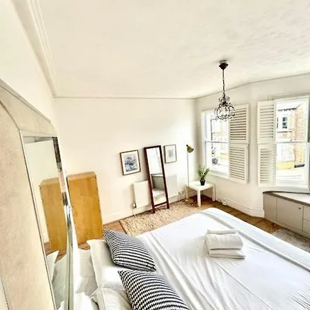 Lovely Fulham 2 Bed Apartment London Exterior photo
